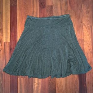 Green knit skirt